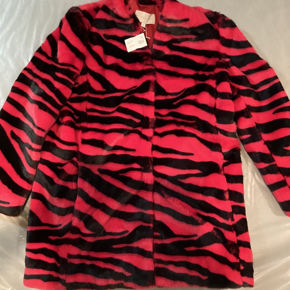 Michelle Mason Faux Fur tiger Long Coat size 4 New with tags